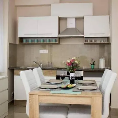 Διαμέρισμα Mediterran Apartman Balatonboglár